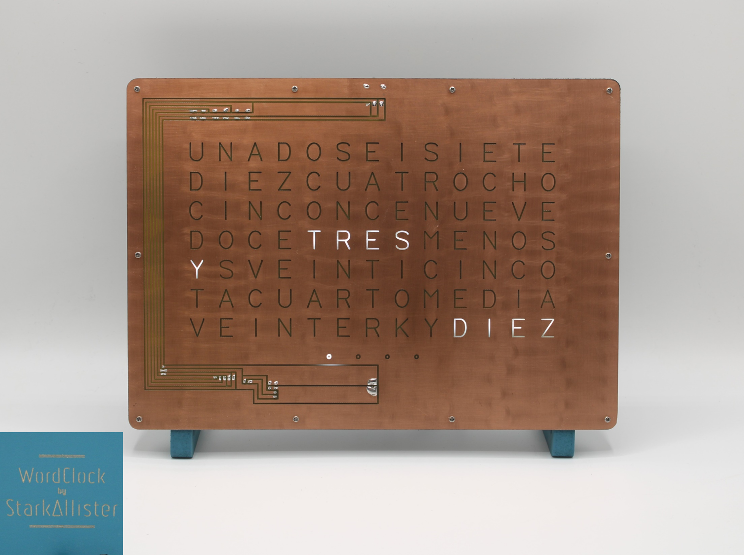 Horloge WordClock by StarkAllister - Espagnol - Bleu des lacs
